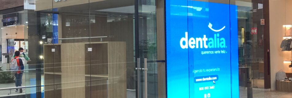 dentalia detras